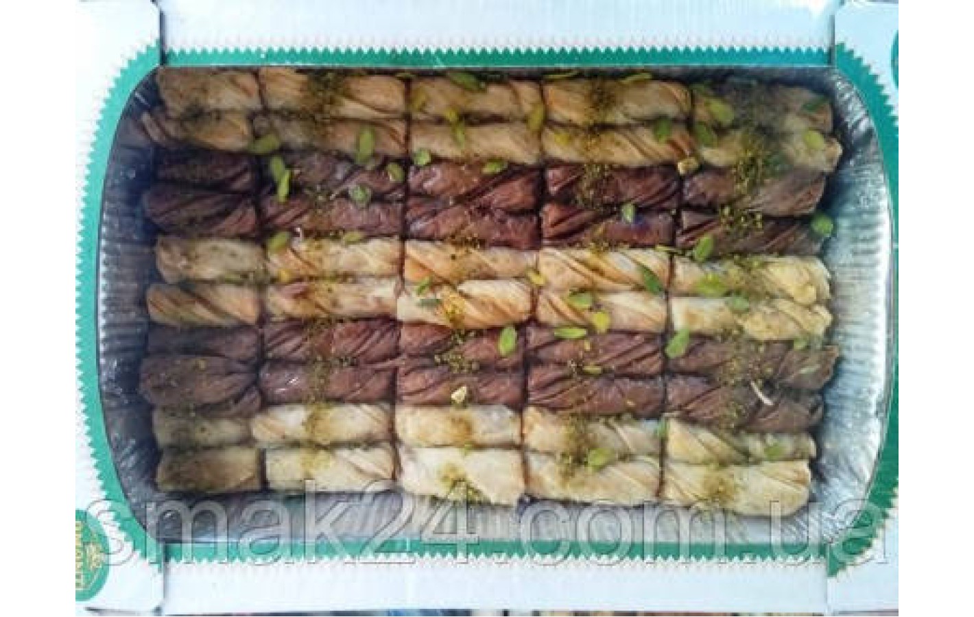 Пахула з какао, волоським горіхом і фісташками 