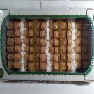 Пахлава з волоським горіхом, фісташками і кокосовою стружкою 