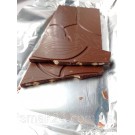 Шоколад молочний із солоною карамеллю й арахісом Millennium Very Peri 85г