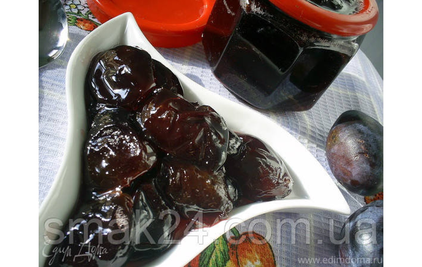 Чернослив в легком сиропе Bonners Prunes 420г Великобритания