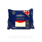 Сир твердий Чеддер Britanny's Cheddar 200г Польща