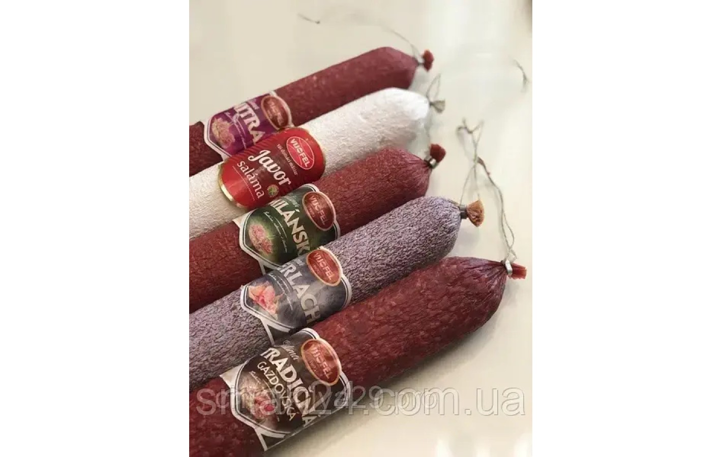 Ковбаса салями сирокопчена Javor Salama Vijofel 600 г/ Словаччина
