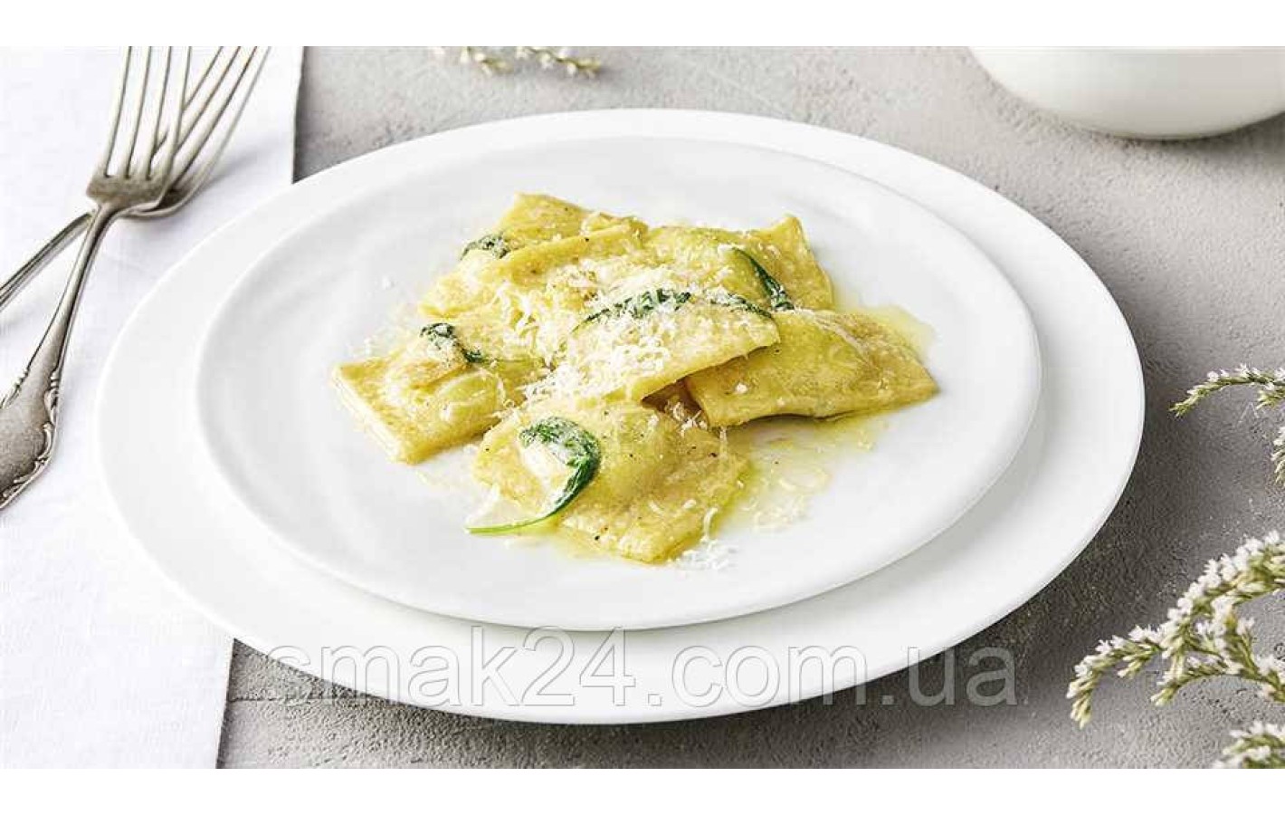 Равиоли с сыром рикотта и базиликом GustoBello Ravioli z serem ricotta i bazylia 250г Италия