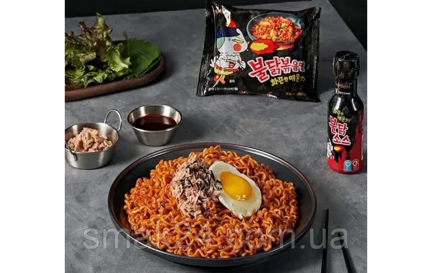 Локшина швидкого приготування гостра з куркою BULDAK HOT Chicken flavor ramen SAMYANG 140 г
