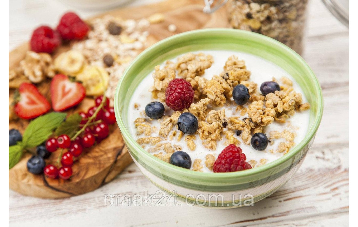 Мюсли хрустящие (Кранчи) Vitanella  Crunchy с кусочками фруктов Польша 350г